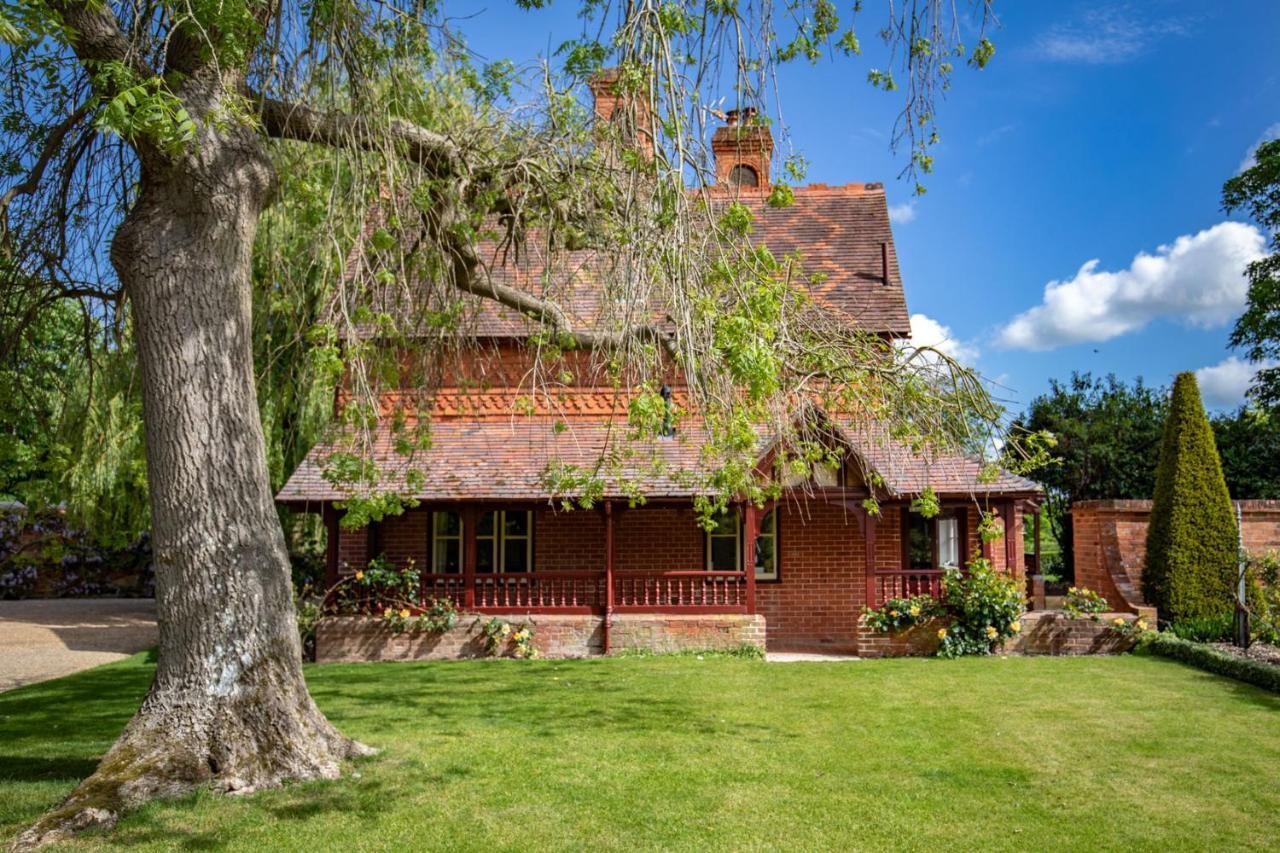 The Five Arrows Hotel Waddesdon Exterior foto